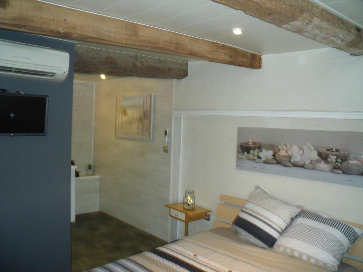 Agreable Suite Parentale Zen Avec Balneo 카베스타니 외부 사진